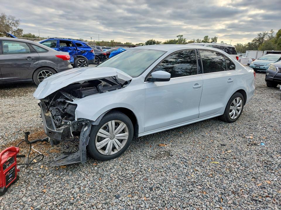 VOLKSWAGEN JETTA 2017 with VIN 3VW2B7AJ9HM414693 - Photo from auction