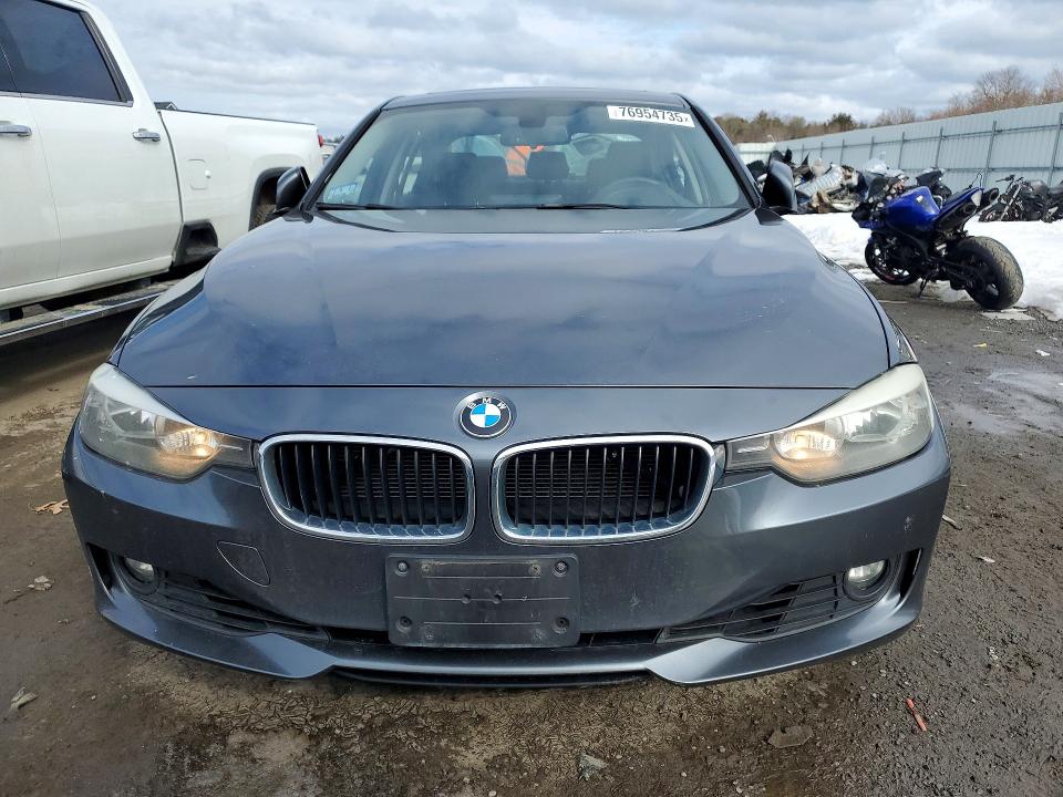 Photo 5 from auction – 2013 BMW 328 with VIN WBA3B3G51DNR79673