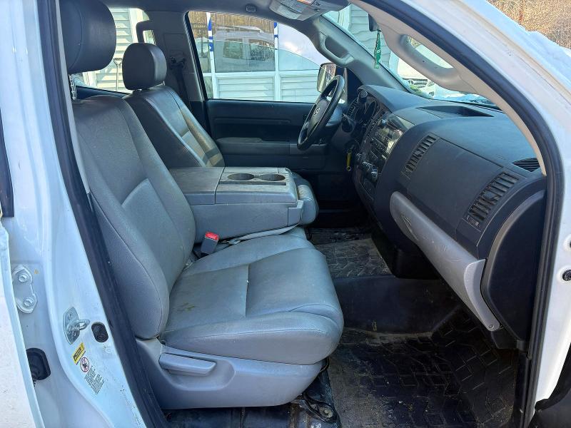 Photo 5 from auction – 2012 TOYOTA TUNDRA with VIN 5TFUM5F17CX036752