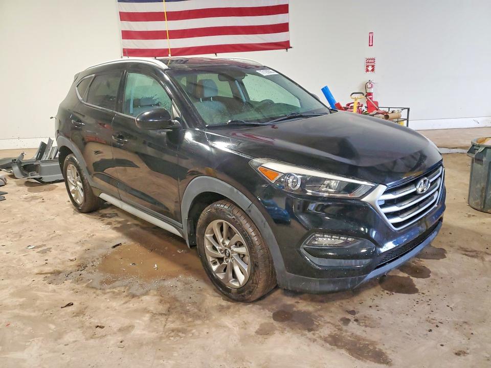 Photo 4 from auction – 2017 HYUNDAI TUCSON LIM with VIN KM8J3CA46HU508620