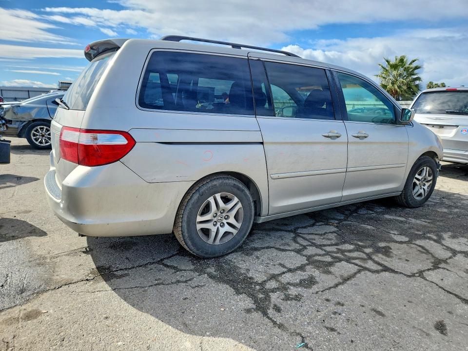 Photo 3 from auction – 2006 HONDA ODYSSEY EX with VIN 5FNRL38786B073807