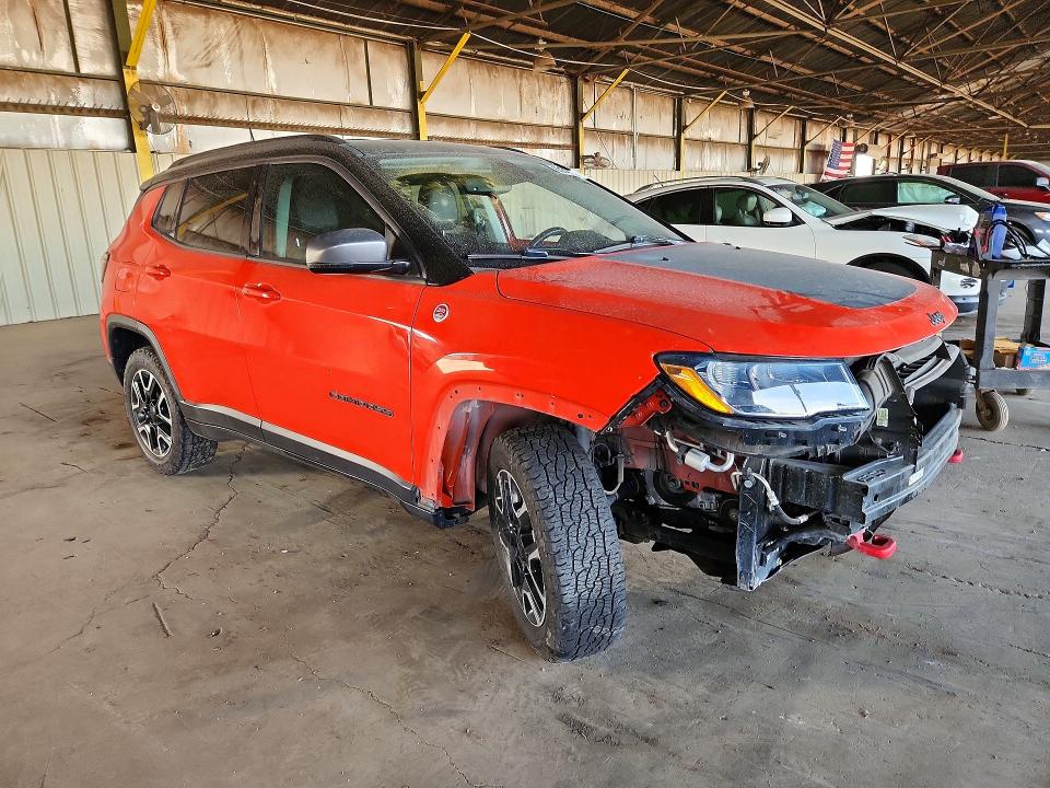Photo 4 from auction – 2019 JEEP COMPASS with VIN 3C4NJDDB7KT766772