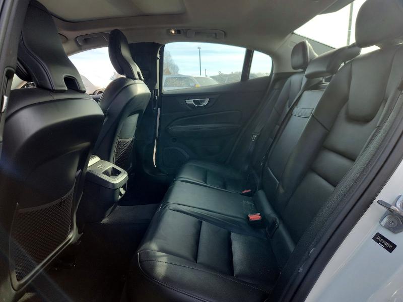 Photo 10 from auction – 2022 VOLVO S60 B5 MOM with VIN 7JRL12TZ7NG173921