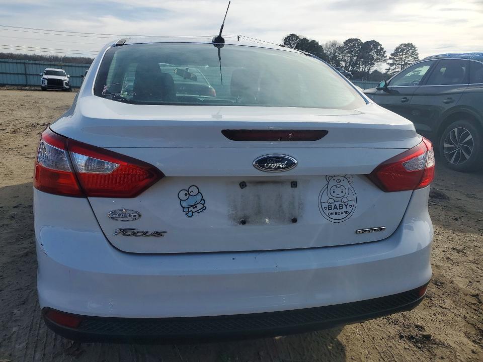 Photo 6 from auction – 2013 FORD FOCUS with VIN 1FADP3E26DL369304