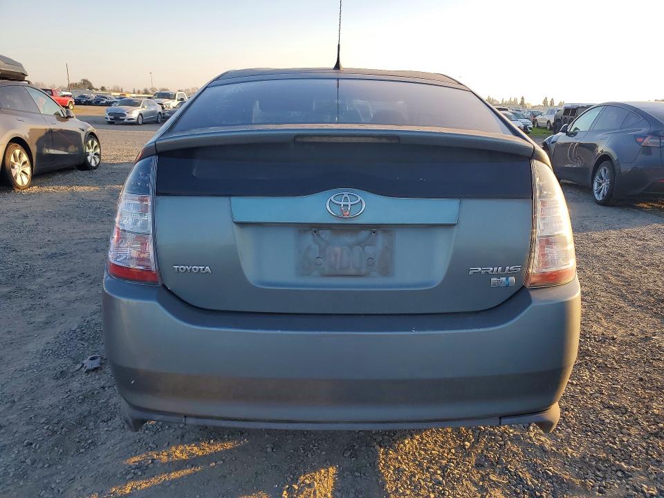 Photo 6 from auction – 2004 TOYOTA PRIUS with VIN JTDKB22U740055811