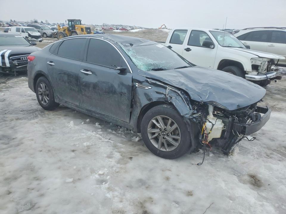 Photo 4 from auction – 2020 KIA OPTIMA with VIN 5XXGT4L32LG448049