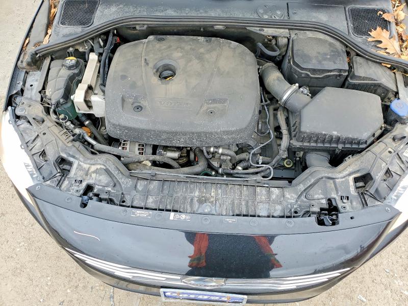 Photo 11 from auction – 2017 VOLVO V60 with VIN YV140MEK0H1331468