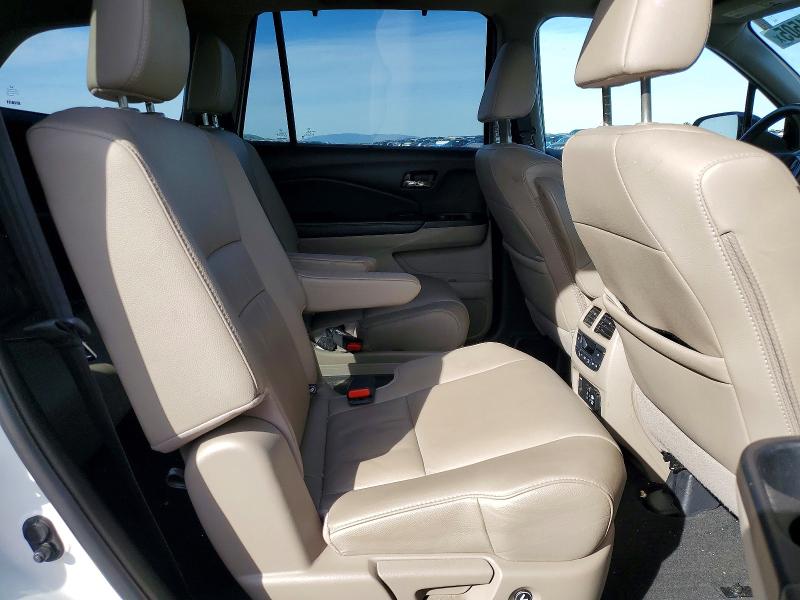 Photo 11 from auction – 2019 HONDA PILOT with VIN 5FNYF5H65KB001303