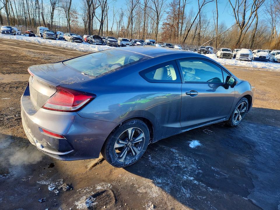 Photo 3 from auction – 2015 HONDA CIVIC with VIN 2HGFG3A86FH509091