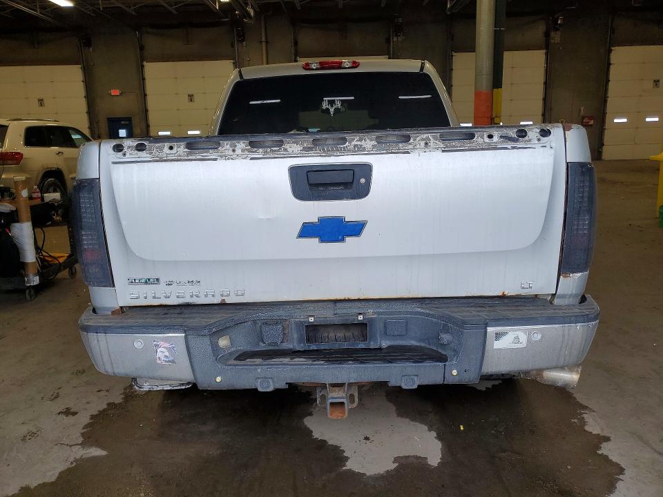 Photo 6 from auction – 2011 CHEVROLET SILVERADO with VIN 3GCPKSE35BG244670