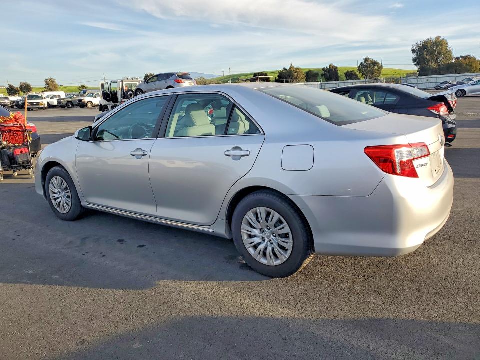 Photo 2 from auction – 2012 TOYOTA CAMRY BASE with VIN 4T1BF1FKXCU064044