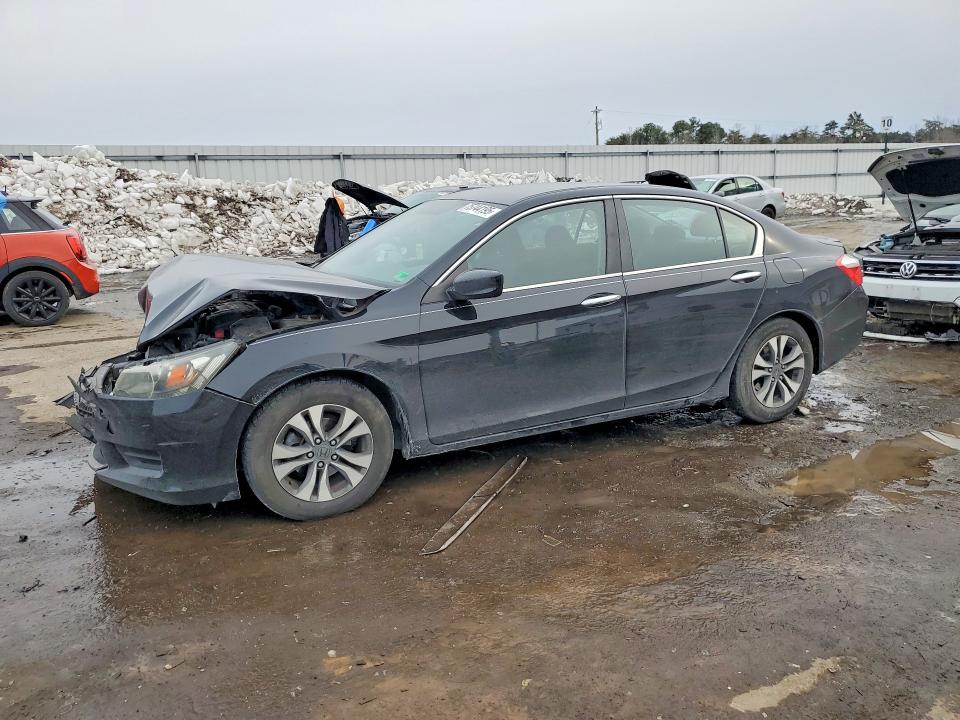 HONDA ACCORD LX 2013 with VIN 1HGCR2F38DA108402 - Photo from auction