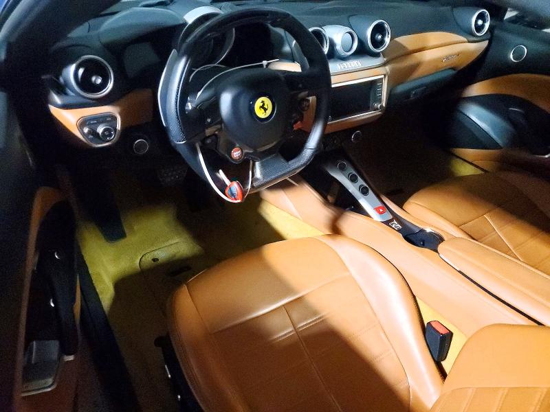 Photo 8 from auction – 2017 FERRARI CALIFORNIA T with VIN ZFF77XJA4H0226114