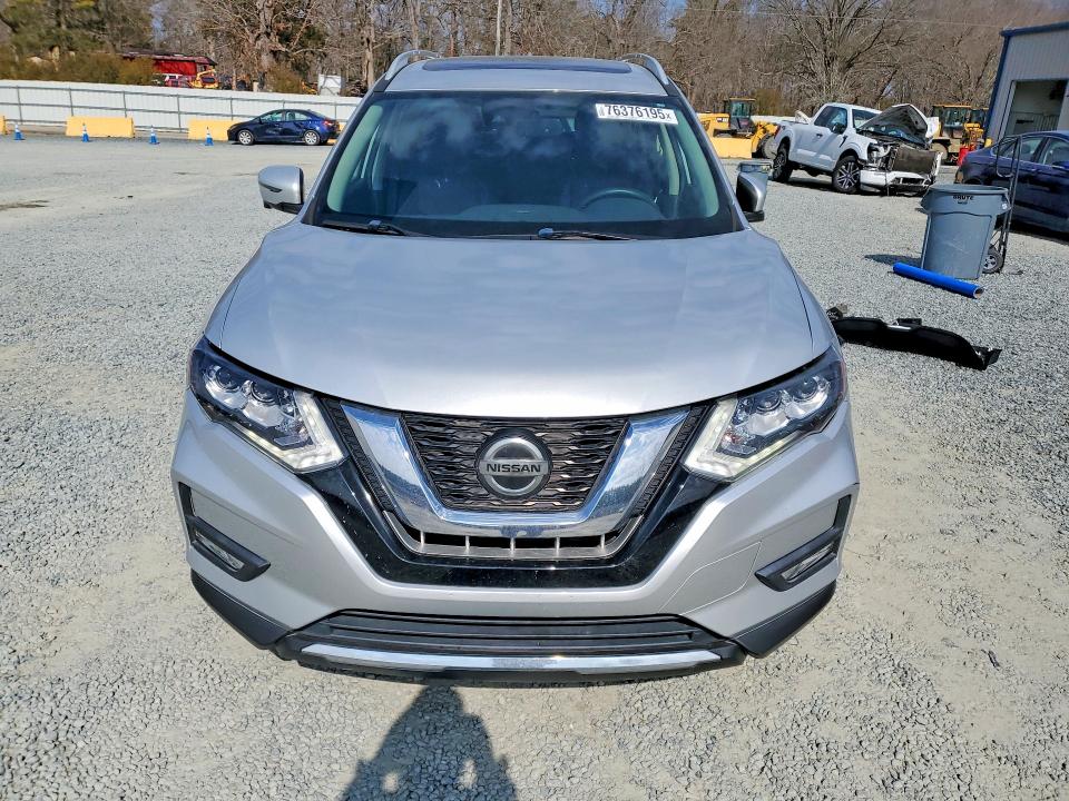 Photo 5 from auction – 2019 NISSAN ROGUE S with VIN 5N1AT2MT7KC709579