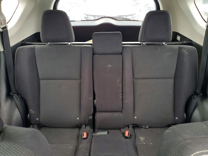 Photo 10 from auction – 2018 TOYOTA RAV4 ADVEN with VIN 2T3RFREV2JW702042