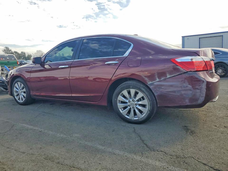 Photo 2 from auction – 2014 HONDA ACCORD with VIN 1HGCR2F89EA093079