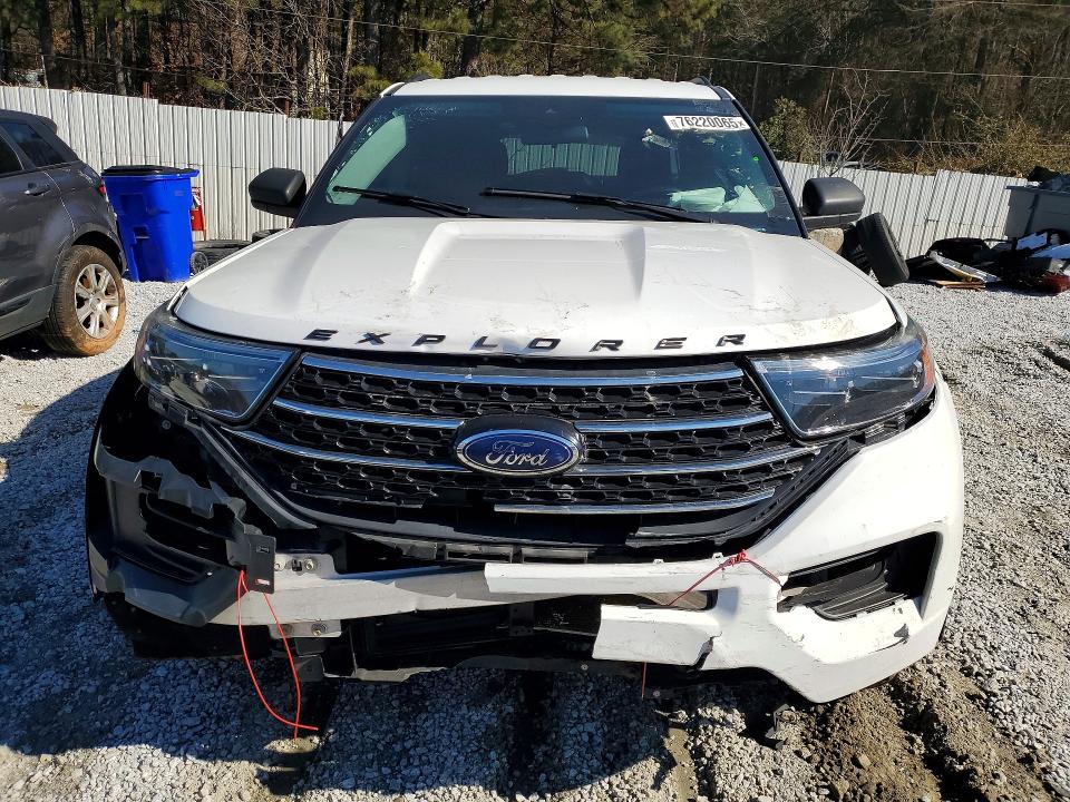 Photo 5 from auction – 2021 FORD EXPLORER X with VIN 1FMSK8DH5MGA58650