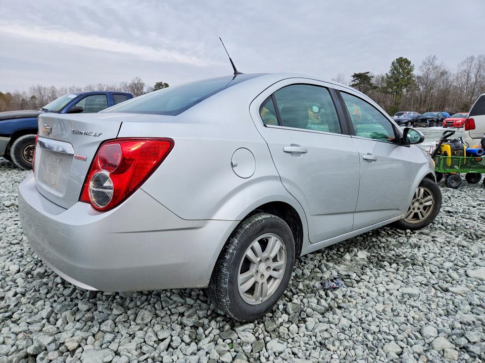 Photo 3 from auction – 2014 CHEVROLET SONIC with VIN 1G1JC5SB1E4243560