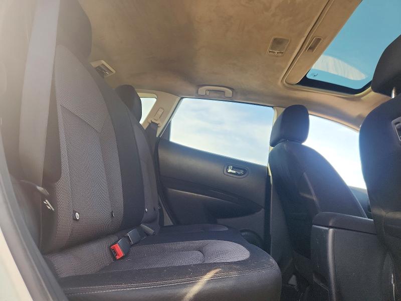 Photo 10 from auction – 2013 NISSAN ROGUE S with VIN JN8AS5MV2DW117491