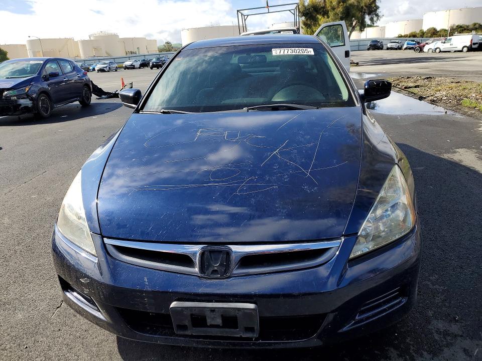 Photo 5 from auction – 2007 HONDA ACCORD with VIN JHMCM56187C001094