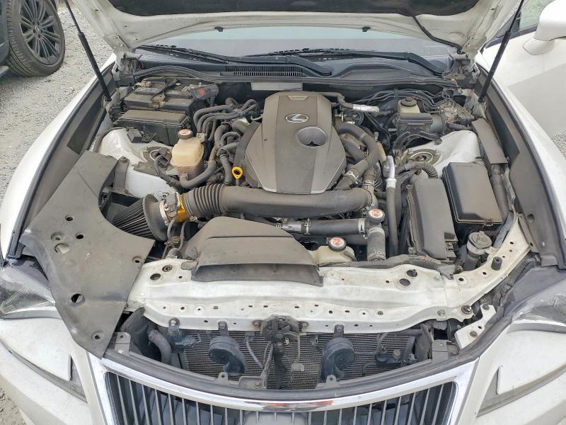 Photo 11 from auction – 2017 LEXUS RC with VIN JTHHA5BC3H5005436