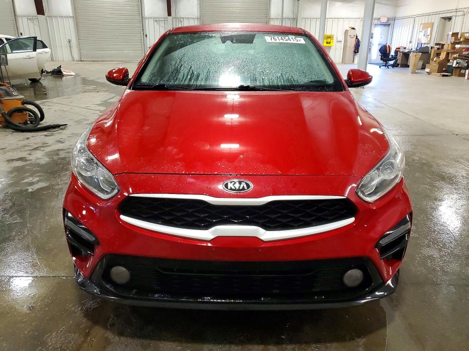 Photo 5 from auction – 2021 KIA FORTE with VIN 3KPF24AD6ME386742