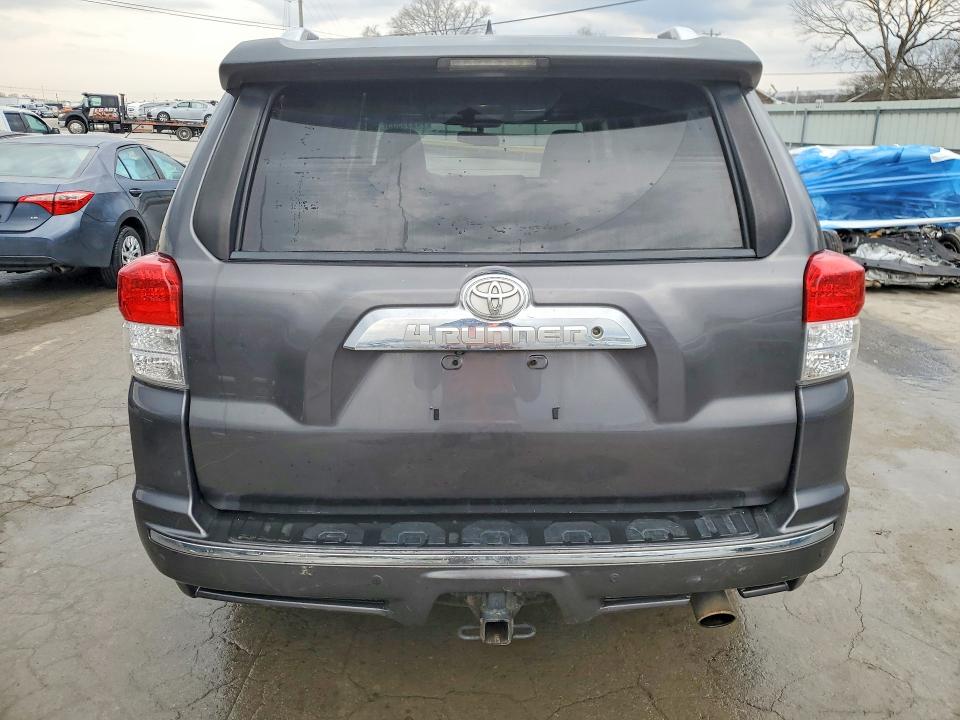 Photo 6 from auction – 2010 TOYOTA 4RUNNER SR with VIN JTEBU5JR5A5013429
