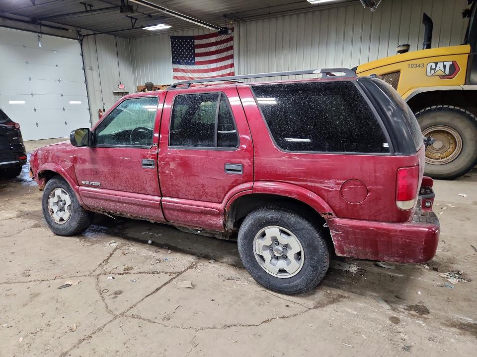 Photo 2 from auction – 2003 CHEVROLET BLAZER with VIN 1GNDT13X23K142874
