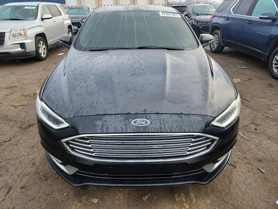 Photo 5 from auction – 2017 FORD FUSION with VIN 3FA6P0HD1HR396163