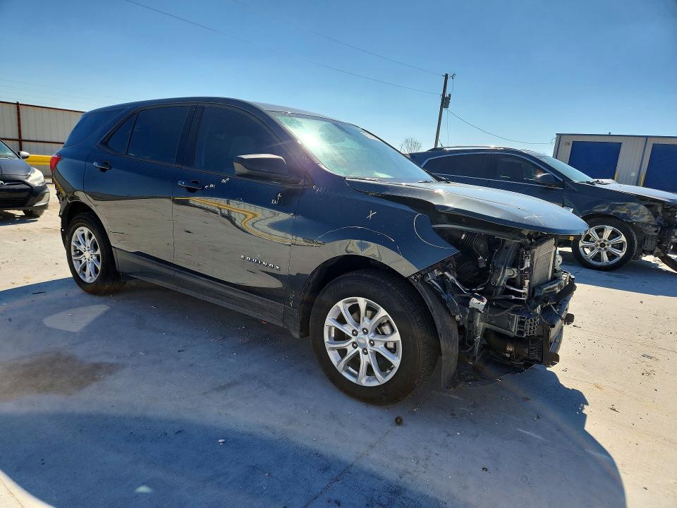 Photo 4 from auction – 2018 CHEV EQUINOX with VIN 3GNAXHEV1JS644966