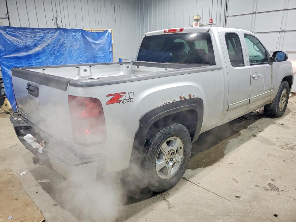 Photo 3 from auction – 2012 GMC SIERRA with VIN 1GTR2WE71CZ233413