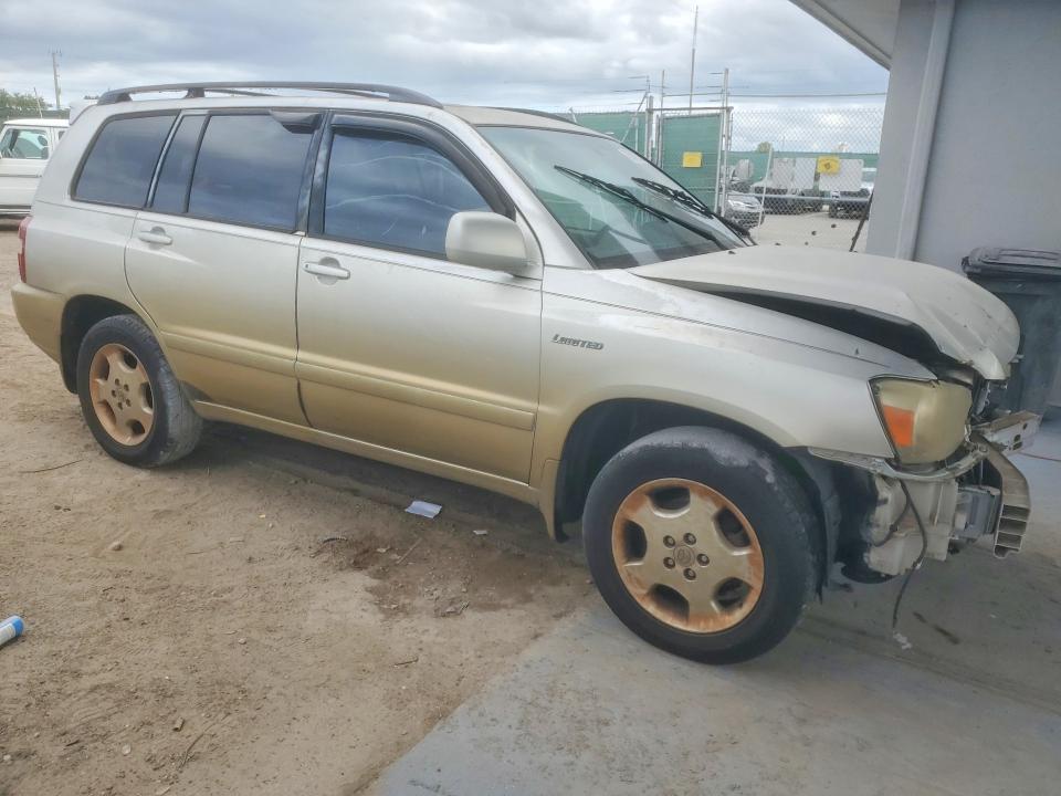 Photo 4 from auction – 2006 TOYOTA HIGHLANDER with VIN JTEDP21A560101376
