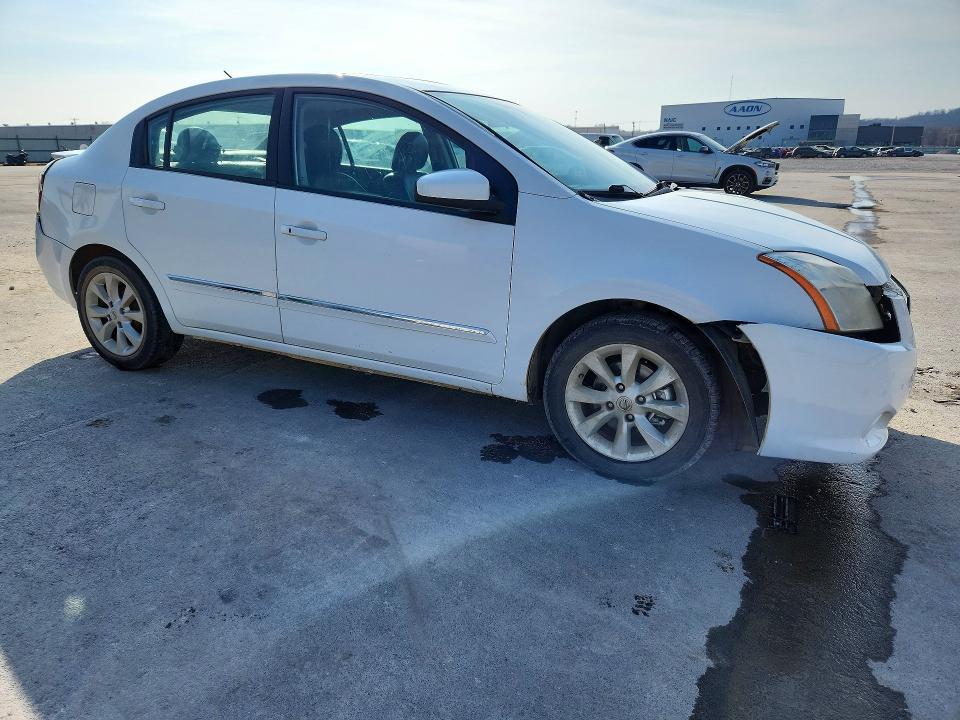 Photo 4 from auction – 2012 NISSAN SENTRA with VIN 3N1AB6AP3CL630070