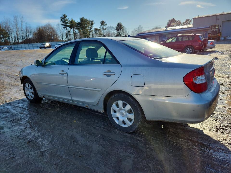 Photo 2 from auction – 2002 TOYOTA CAMRY with VIN 4T1BE32K42U117596