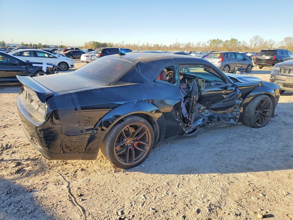 Photo 3 from auction – 2023 DODGE CHALLENGER with VIN 2C3CDZC90PH520385