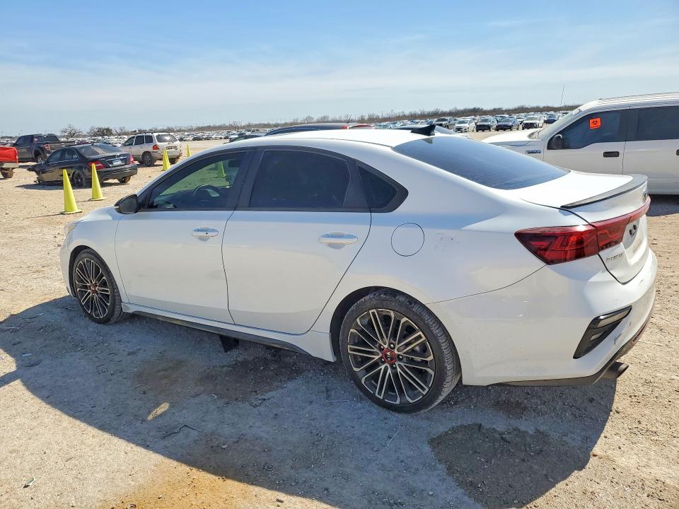Photo 2 from auction – 2020 KIA FORTE with VIN 3KPF44AC6LE229616