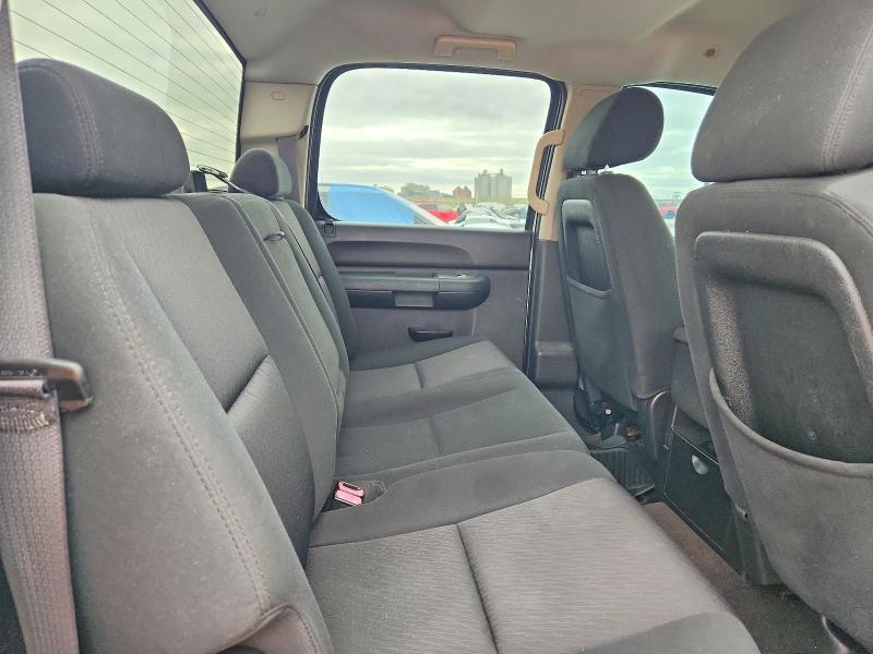 Photo 10 from auction – 2011 GMC SIERRA with VIN 1GT110CG5BF247055