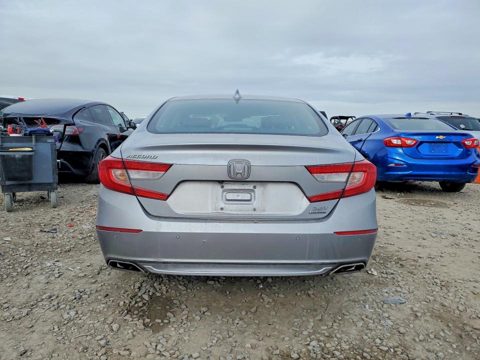 Photo 6 from auction – 2020 HONDA ACCORD with VIN 1HGCV2F91LA015218