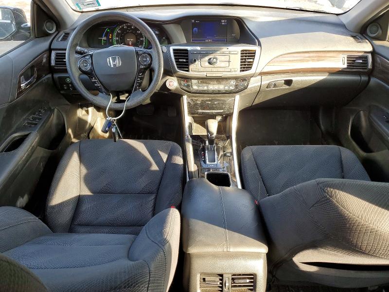 Photo 8 from auction – 2017 HONDA ACCORD with VIN JHMCR6F33HC015981