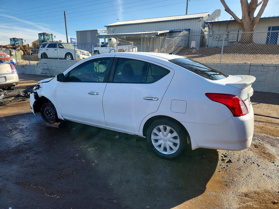 Photo 2 from auction – 2017 NISSAN VERSA S with VIN 3N1CN7AP1HK468555