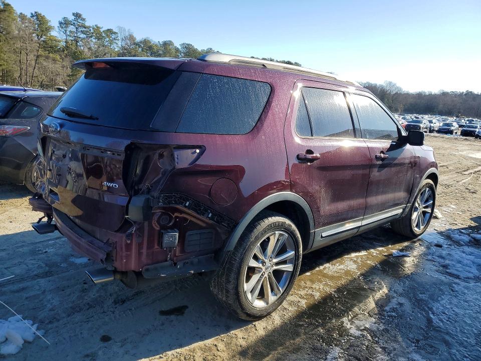 Photo 3 from auction – 2018 FORD EXPLORER with VIN 1FM5K8D83JGB62420
