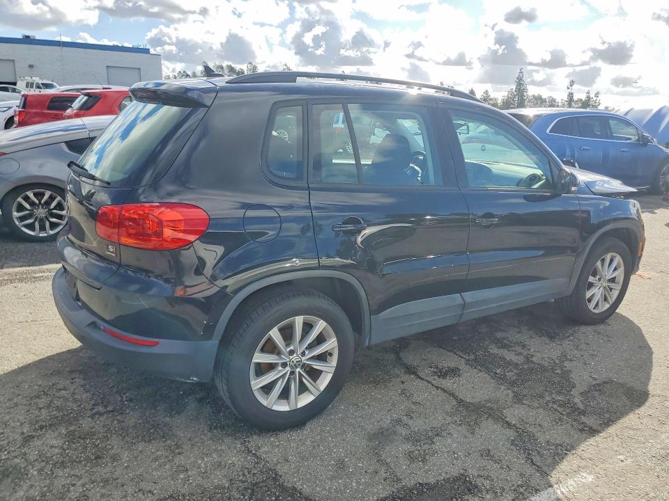 Photo 3 from auction – 2018 VOLKSWAGEN TIGUAN LIM with VIN WVGAV7AX2JK004403