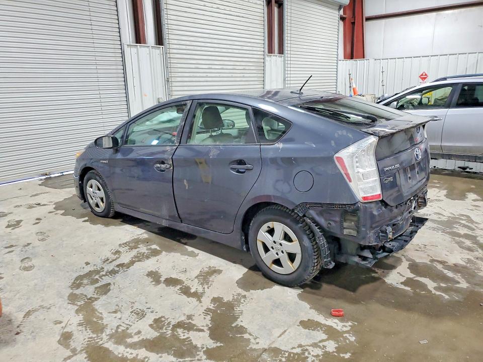 Photo 2 from auction – 2011 TOYOTA PRIUS with VIN JTDKN3DU6B0322685