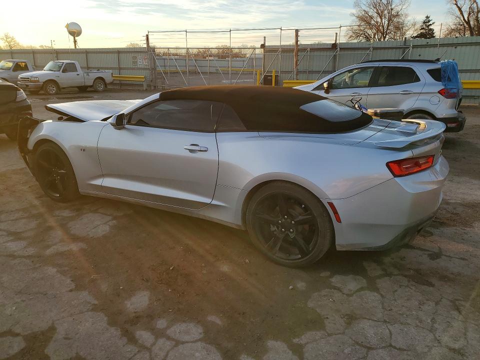 Photo 2 from auction – 2017 CHEVROLET CAMARO with VIN 1G1FD3DS8H0136764
