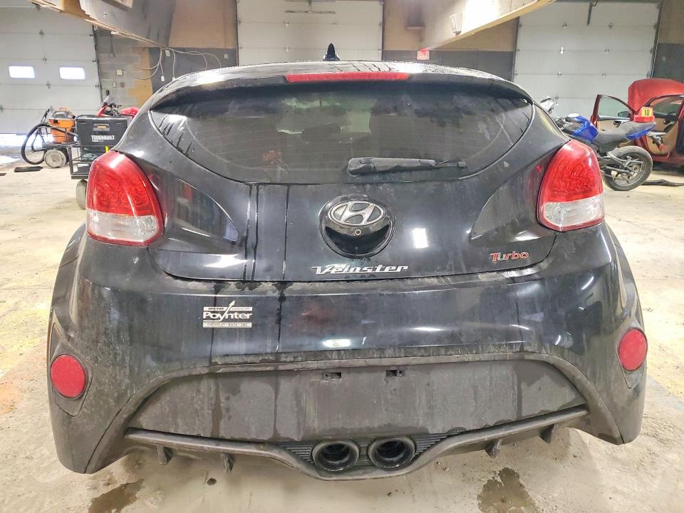 Photo 6 from auction – 2016 HYUNDAI VELOSTER with VIN KMHTC6AE7GU299180