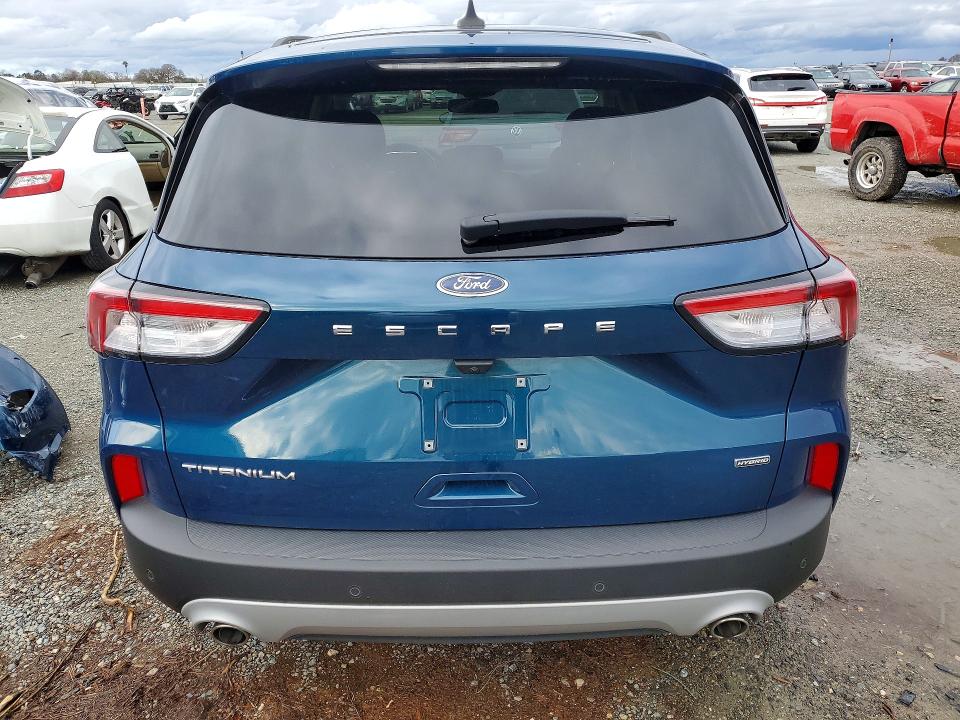 Photo 6 from auction – 2020 FORD ESCAPE with VIN 1FMCU0DZ2LUC62122