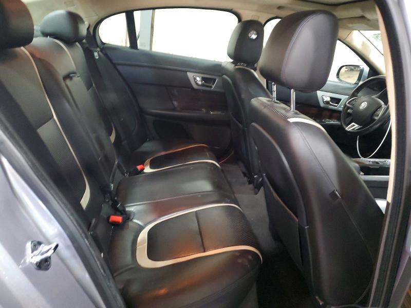 Photo 10 from auction – 2012 JAGUAR XF PORTFOL with VIN SAJWA0HB0CLS23544