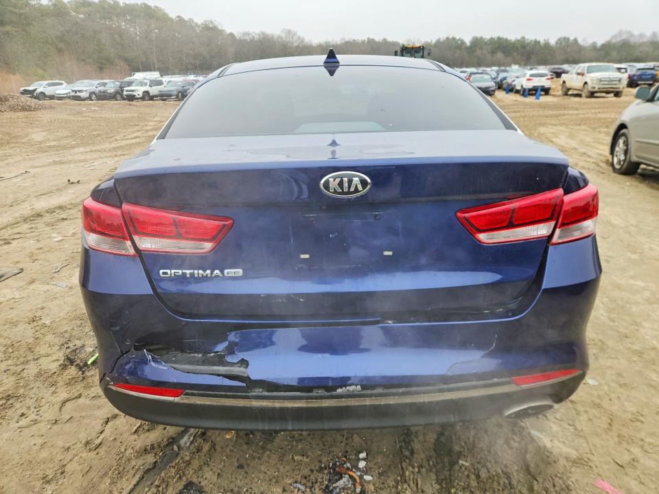 Photo 6 from auction – 2018 KIA OPTIMA with VIN 5XXGT4L39JG207425