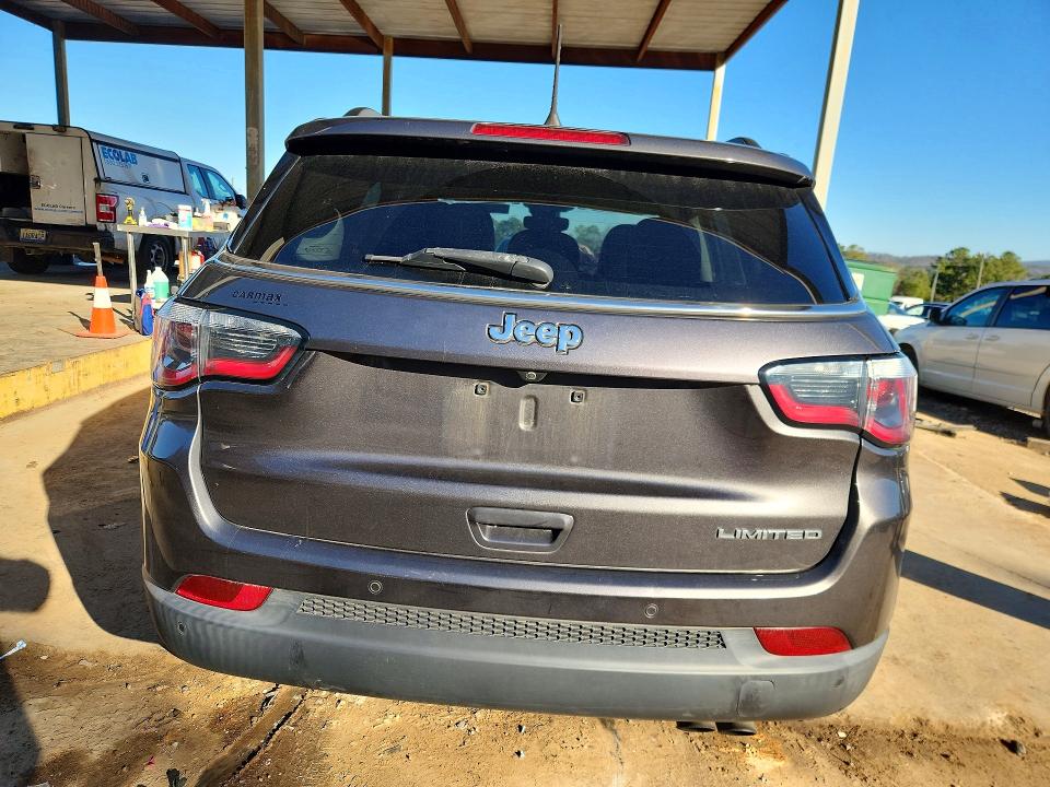 Photo 6 from auction – 2018 JEEP COMPASS with VIN 3C4NJCCB1JT406245