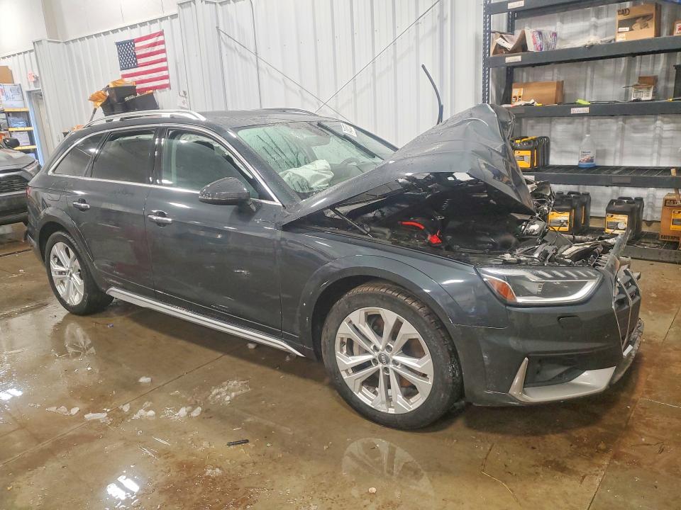 Photo 4 from auction – 2020 AUDI A4 ALLROAD with VIN WA18NAF43LA028775